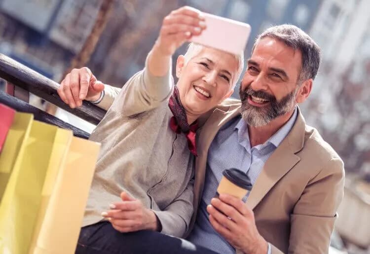 Younger Guys Dating Older Women